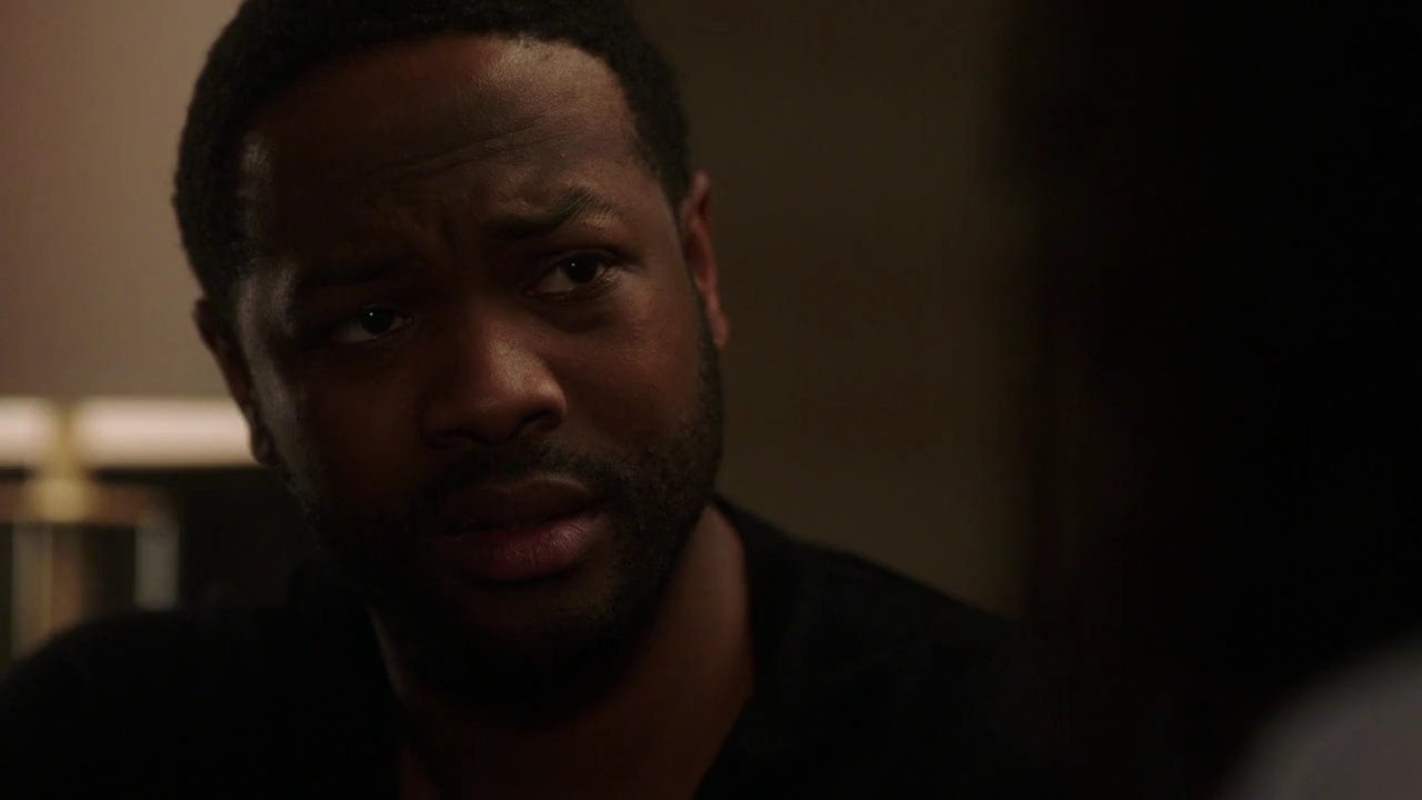 Charmed-Online-dot-nl_Charmed-1x18TheReplacement01973.jpg