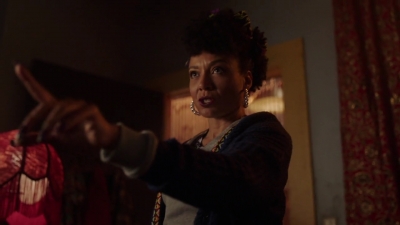 Charmed-Online-dot-nl_Charmed-1x18TheReplacement01098.jpg