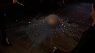 Charmed-Online-dot-nl_Charmed-1x18TheReplacement01831.jpg