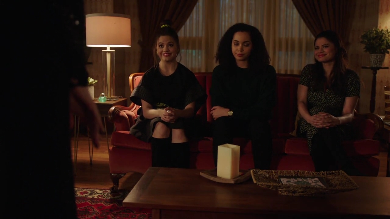 Charmed-Online-dot-nl_Charmed-1x19PowerOfFour00317.jpg