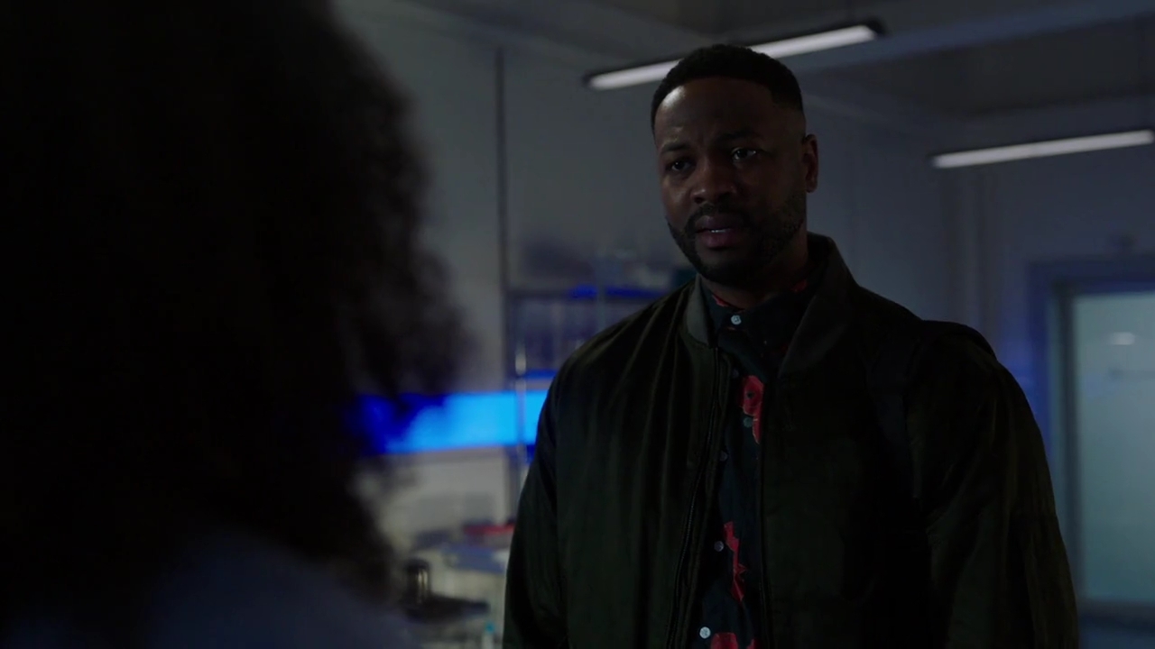 Charmed-Online-dot-nl_Charmed-1x19PowerOfFour00725.jpg