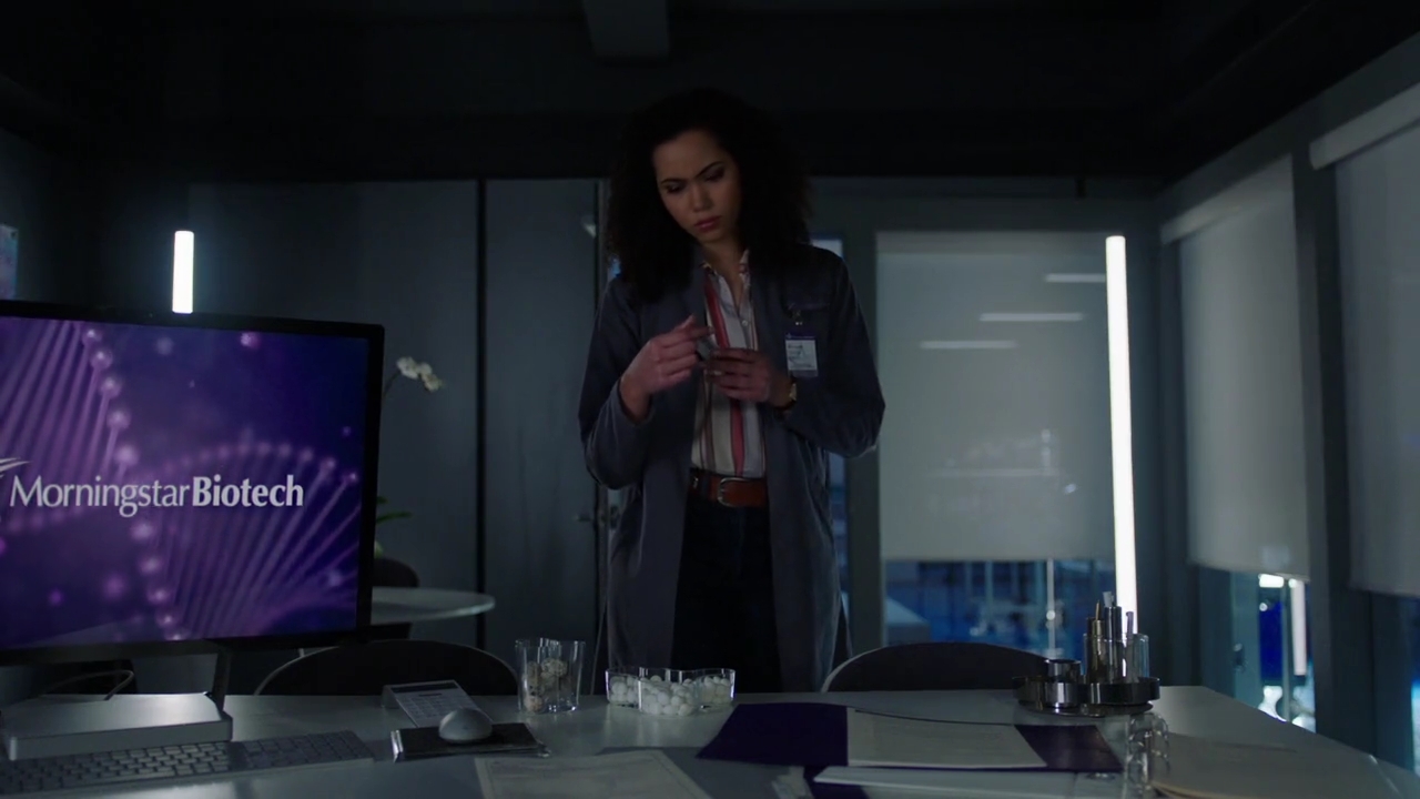 Charmed-Online-dot-nl_Charmed-1x19PowerOfFour00921.jpg
