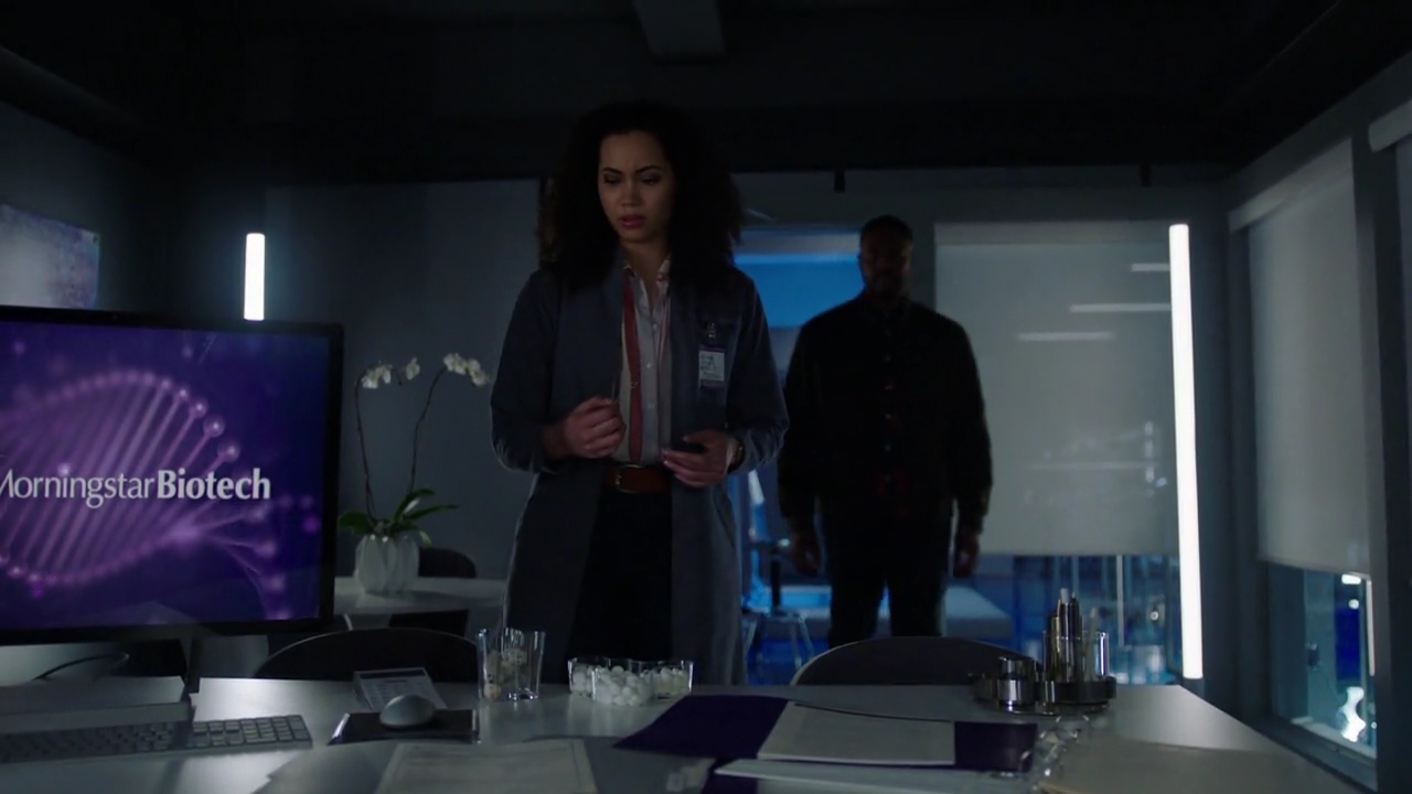 Charmed-Online-dot-nl_Charmed-1x19PowerOfFour00926.jpg