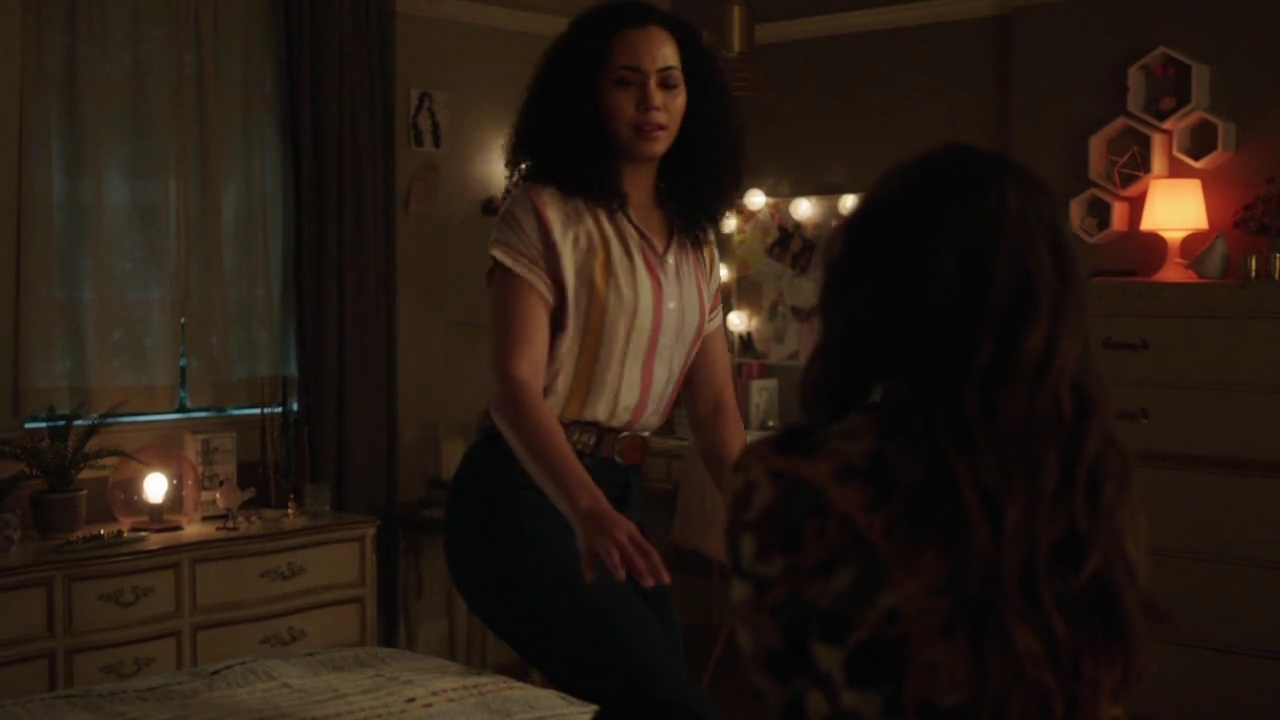 Charmed-Online-dot-nl_Charmed-1x19PowerOfFour01088.jpg