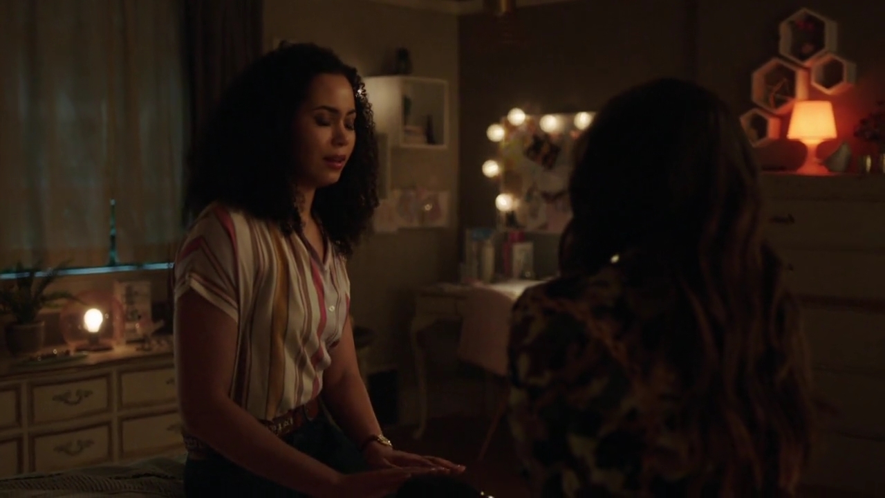 Charmed-Online-dot-nl_Charmed-1x19PowerOfFour01090.jpg Charmed-Online-dot-nl_Charmed-1x19PowerOfFour01090.jpg