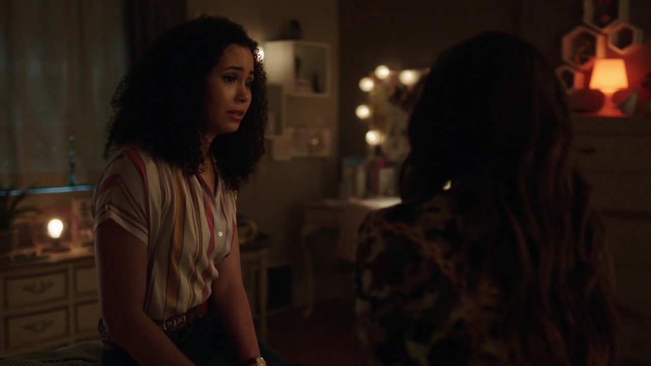 Charmed-Online-dot-nl_Charmed-1x19PowerOfFour01093.jpg