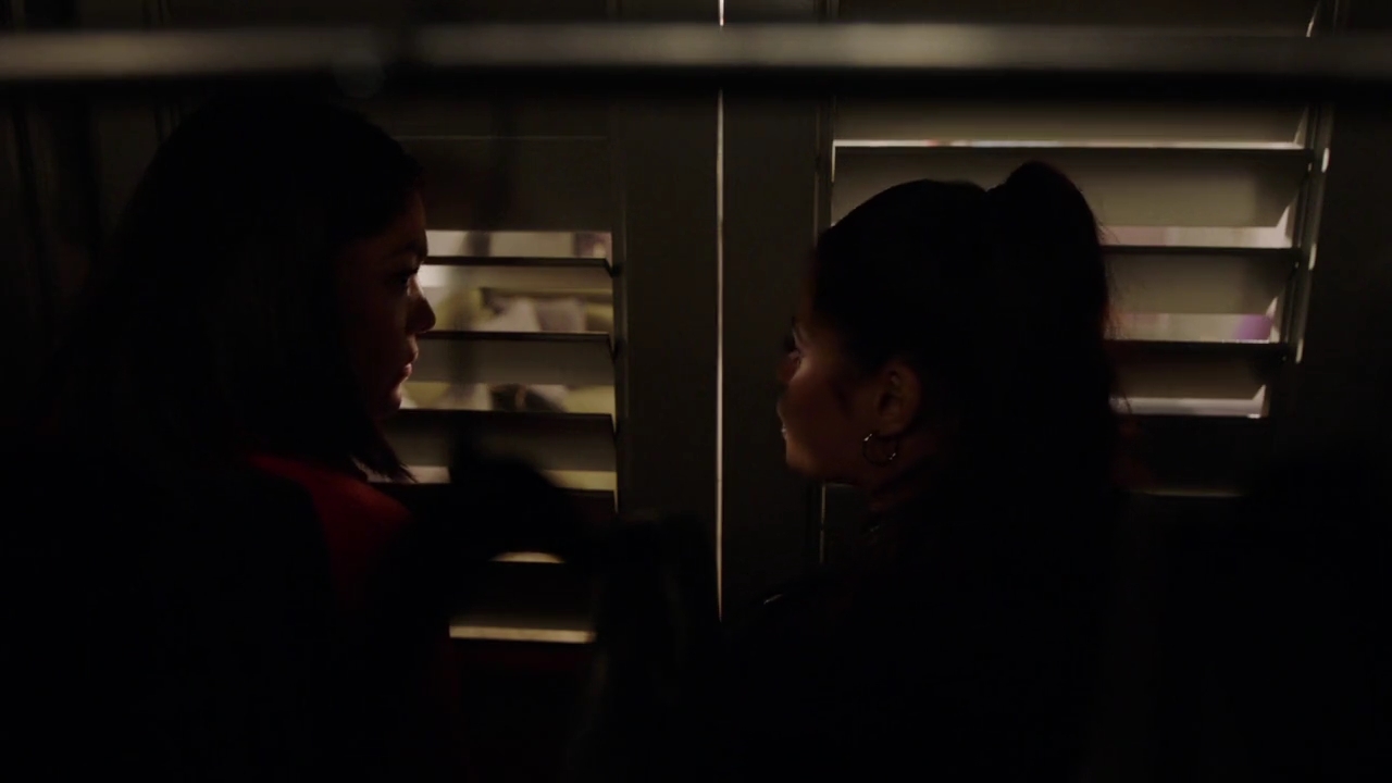 Charmed-Online-dot-nl_Charmed-1x19PowerOfFour01146.jpg