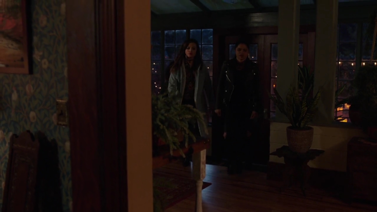 Charmed-Online-dot-nl_Charmed-1x19PowerOfFour01803.jpg