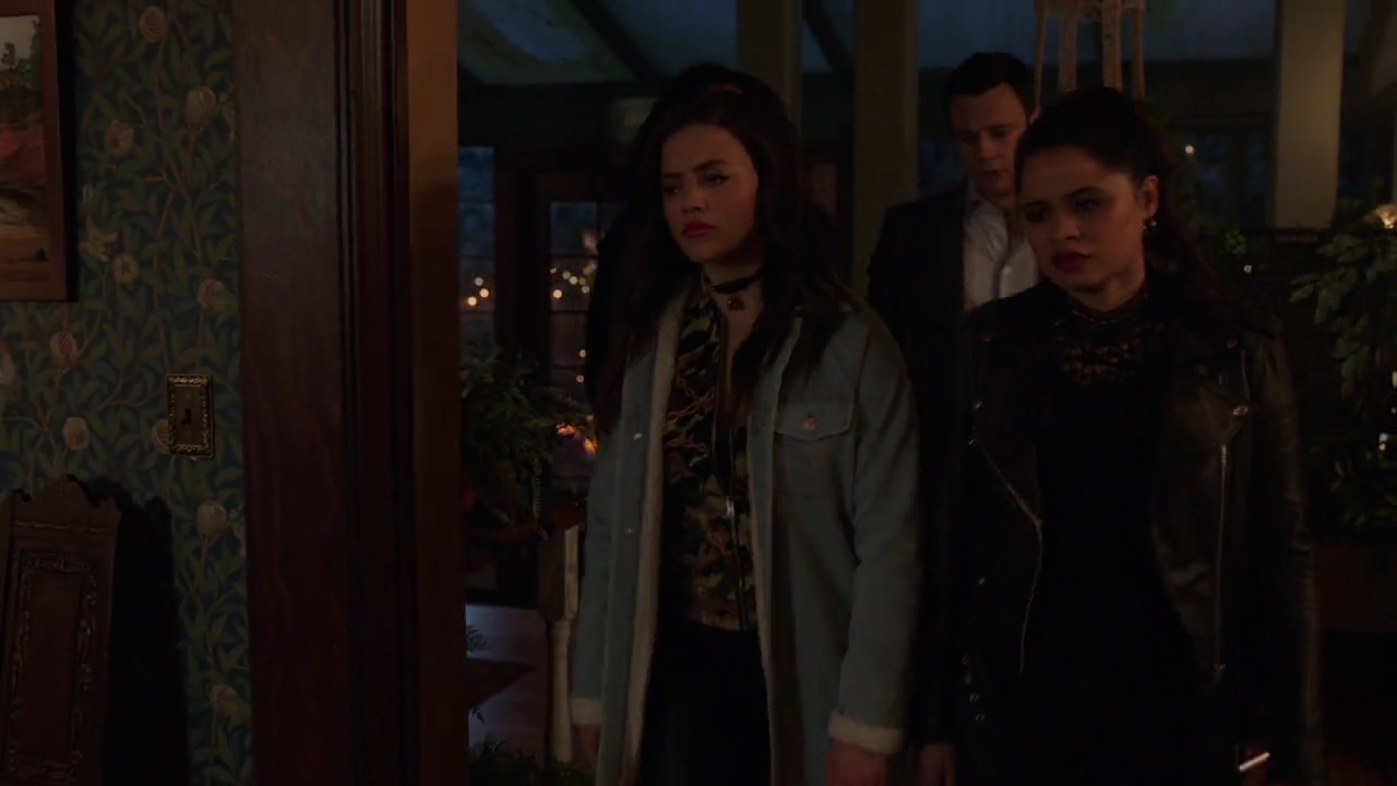 Charmed-Online-dot-nl_Charmed-1x19PowerOfFour01807.jpg