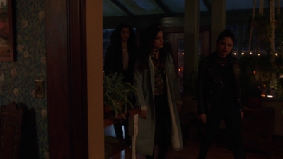 Charmed-Online-dot-nl_Charmed-1x19PowerOfFour01805.jpg