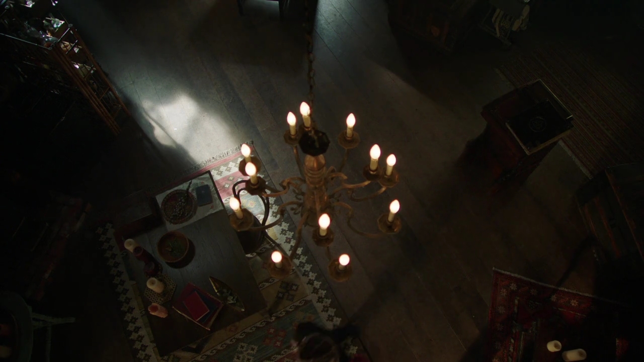 Charmed-Online-dot-nl_Charmed-1x20Ambush00388.jpg