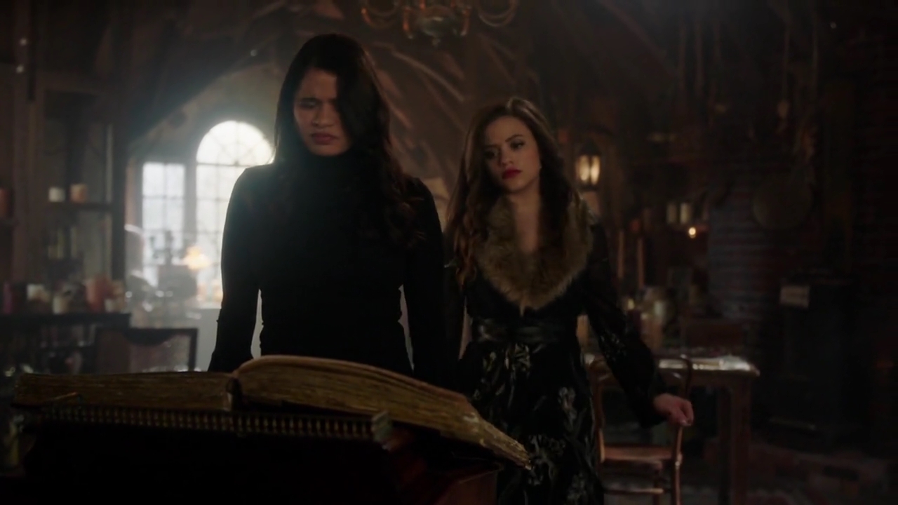 Charmed-Online-dot-nl_Charmed-1x20Ambush00458.jpg