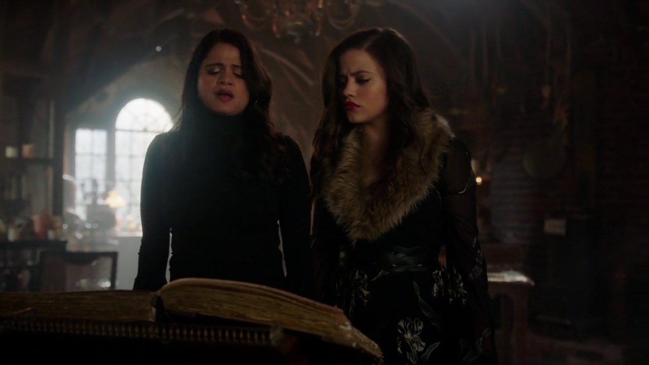 Charmed-Online-dot-nl_Charmed-1x20Ambush00461.jpg