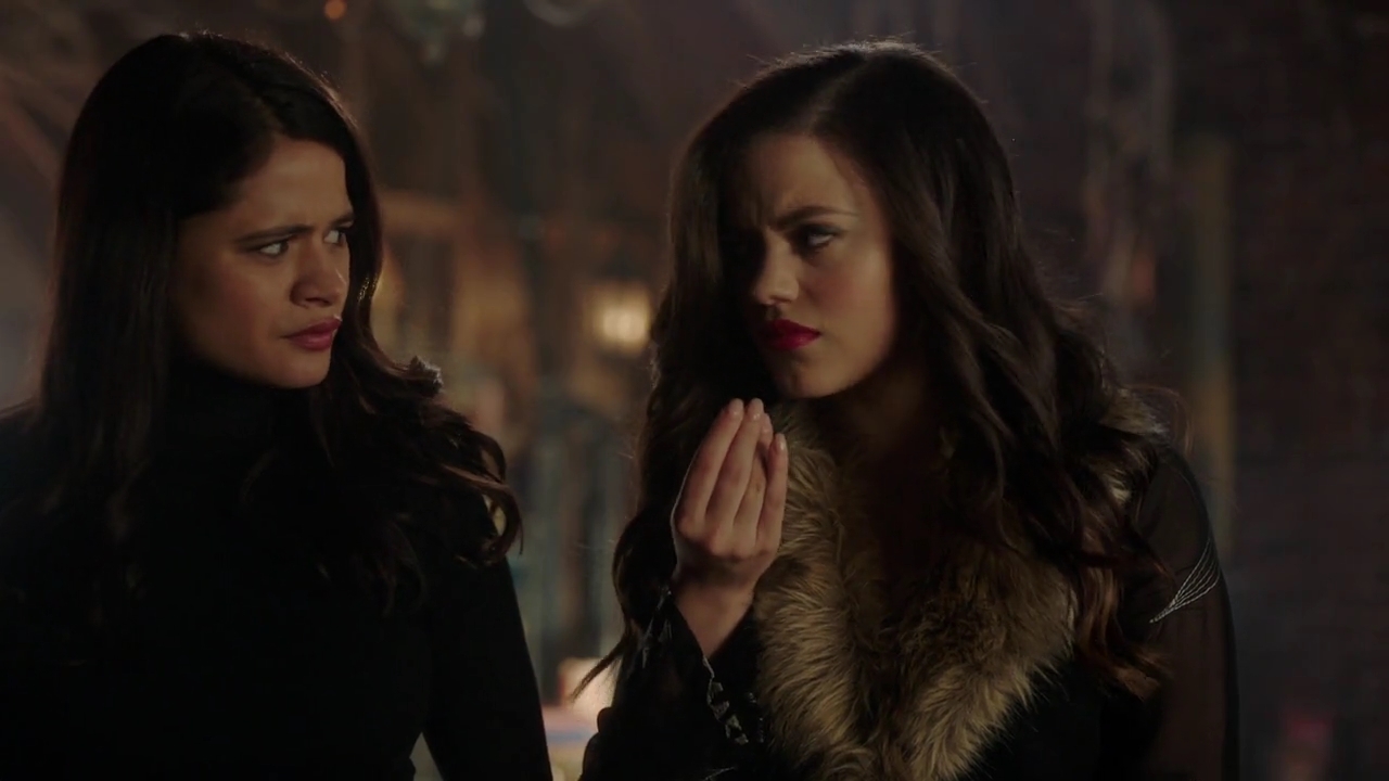 Charmed-Online-dot-nl_Charmed-1x20Ambush00473.jpg Charmed-Online-dot-nl_Charmed-1x20Ambush00473.jpg