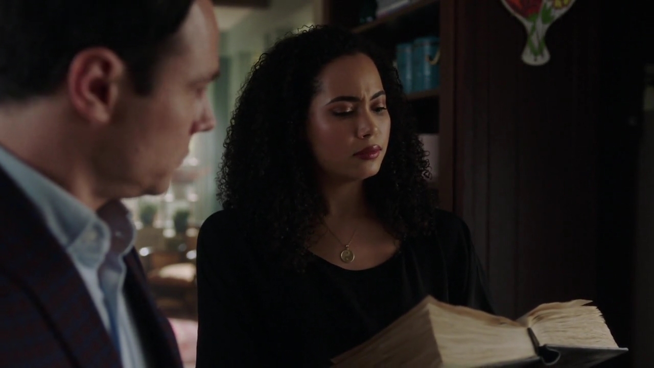 Charmed-Online-dot-nl_Charmed-1x20Ambush00539.jpg