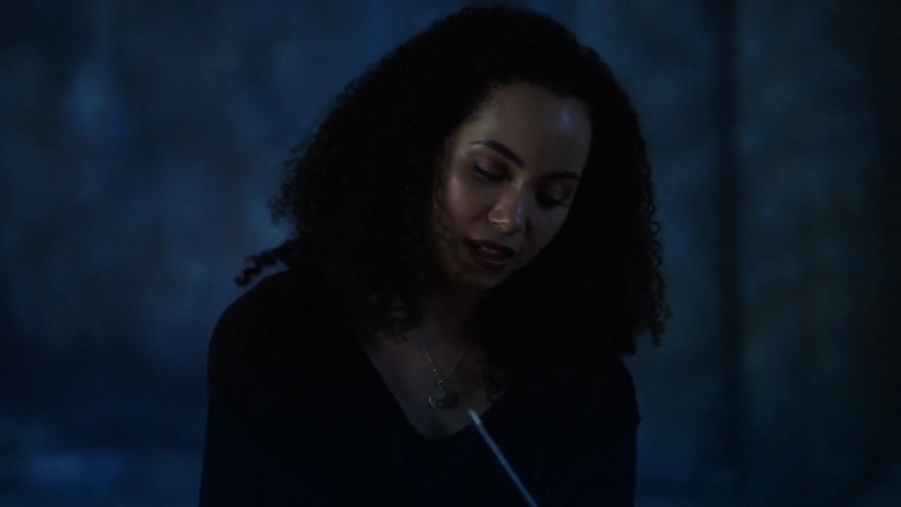 Charmed-Online-dot-nl_Charmed-1x20Ambush00649.jpg