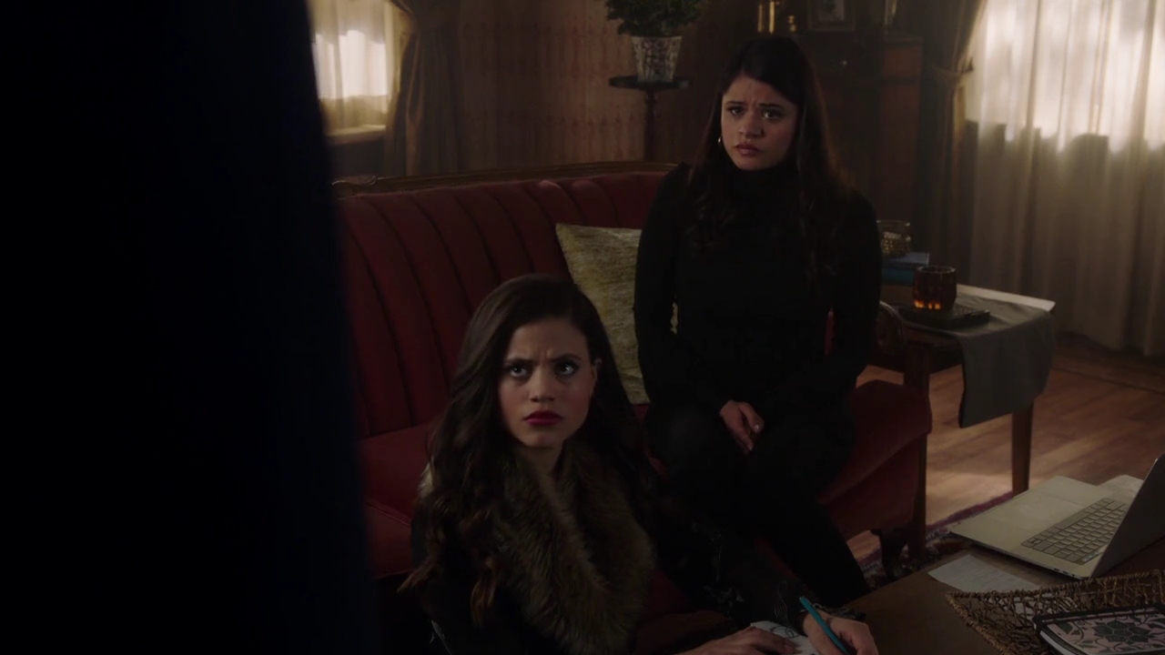 Charmed-Online-dot-nl_Charmed-1x20Ambush00943.jpg Charmed-Online-dot-nl_Charmed-1x20Ambush00943.jpg