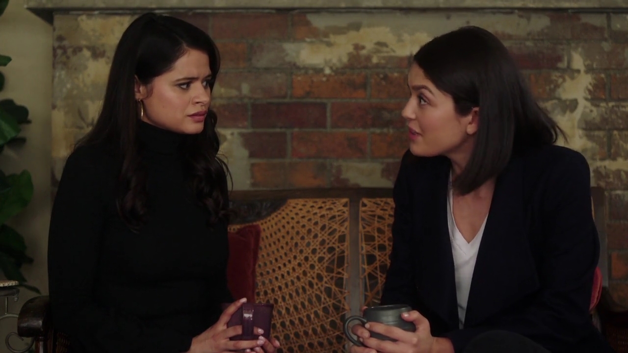 Charmed-Online-dot-nl_Charmed-1x20Ambush01068.jpg