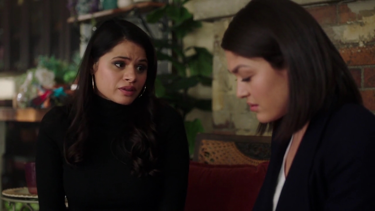 Charmed-Online-dot-nl_Charmed-1x20Ambush01106.jpg Charmed-Online-dot-nl_Charmed-1x20Ambush01106.jpg