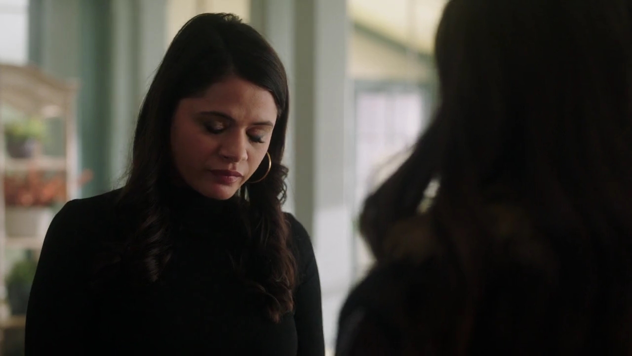 Charmed-Online-dot-nl_Charmed-1x20Ambush01213.jpg