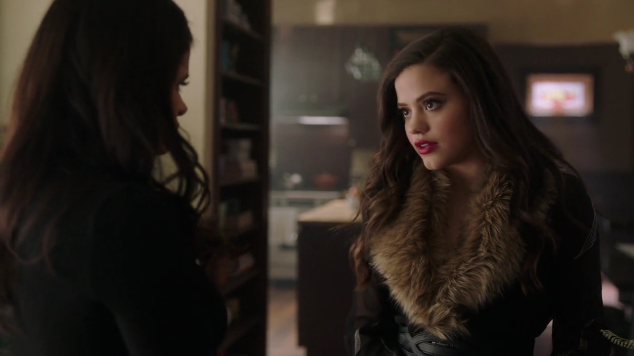 Charmed-Online-dot-nl_Charmed-1x20Ambush01216.jpg