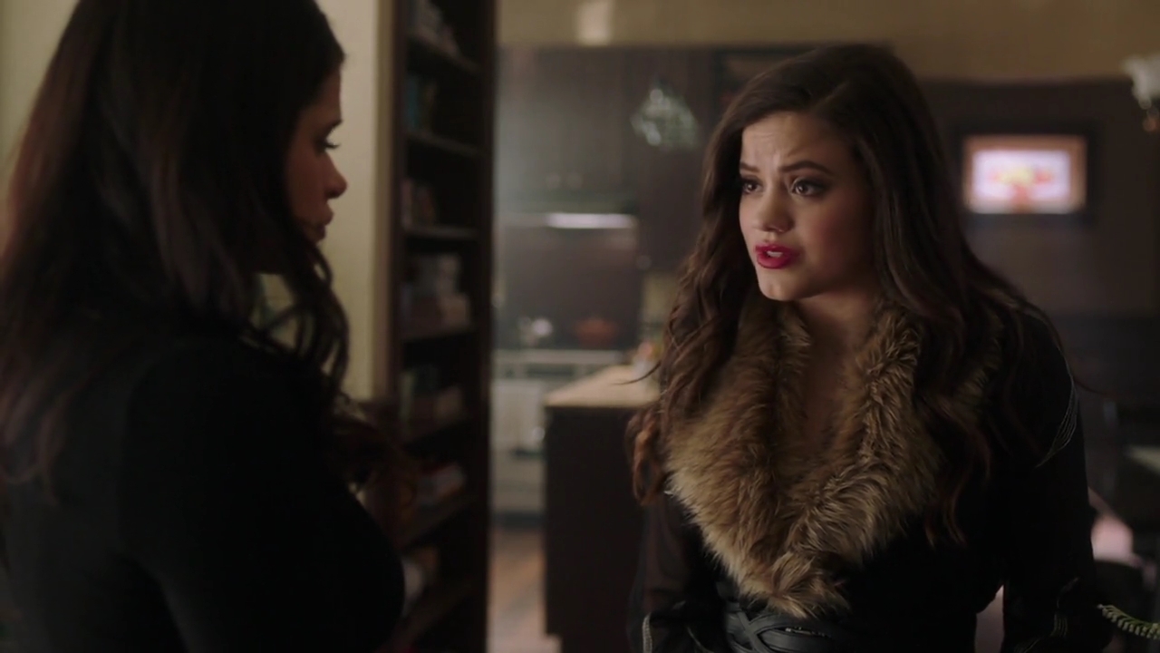 Charmed-Online-dot-nl_Charmed-1x20Ambush01222.jpg
