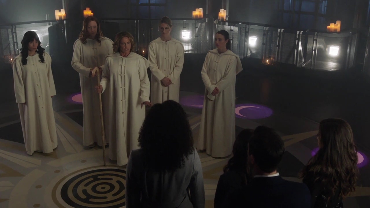 Charmed-Online-dot-nl_Charmed-1x20Ambush01309.jpg