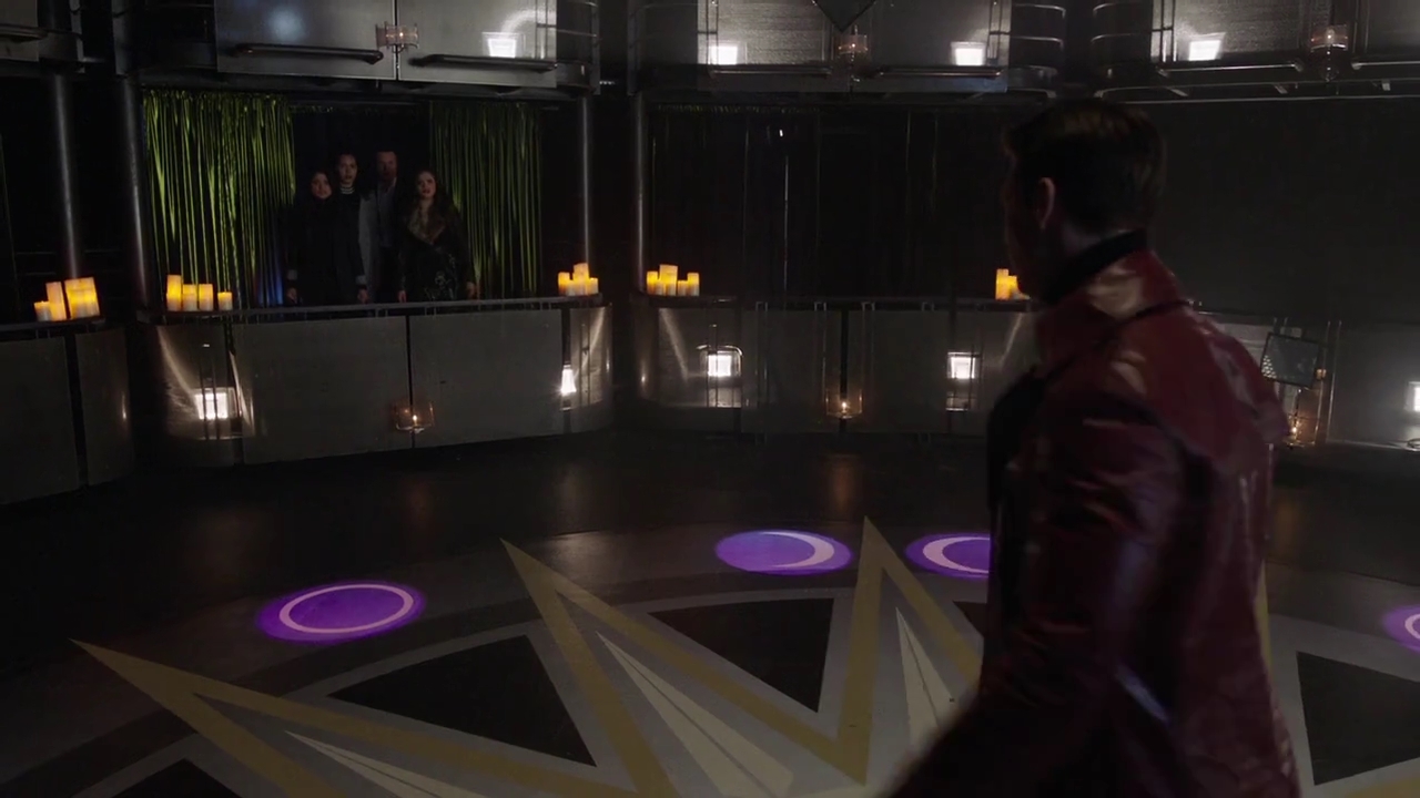 Charmed-Online-dot-nl_Charmed-1x20Ambush01345.jpg
