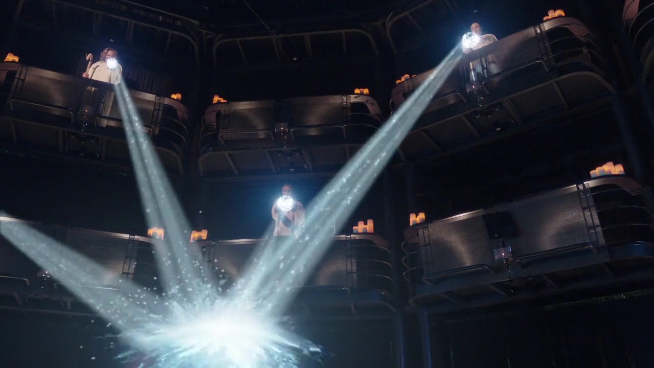 Charmed-Online-dot-nl_Charmed-1x20Ambush01354.jpg