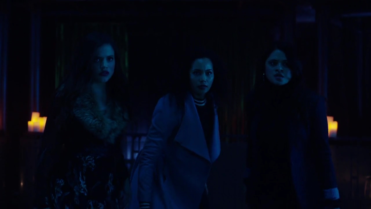 Charmed-Online-dot-nl_Charmed-1x20Ambush01397.jpg