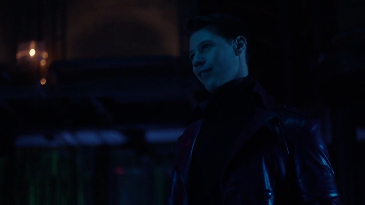 Charmed-Online-dot-nl_Charmed-1x20Ambush01400.jpg