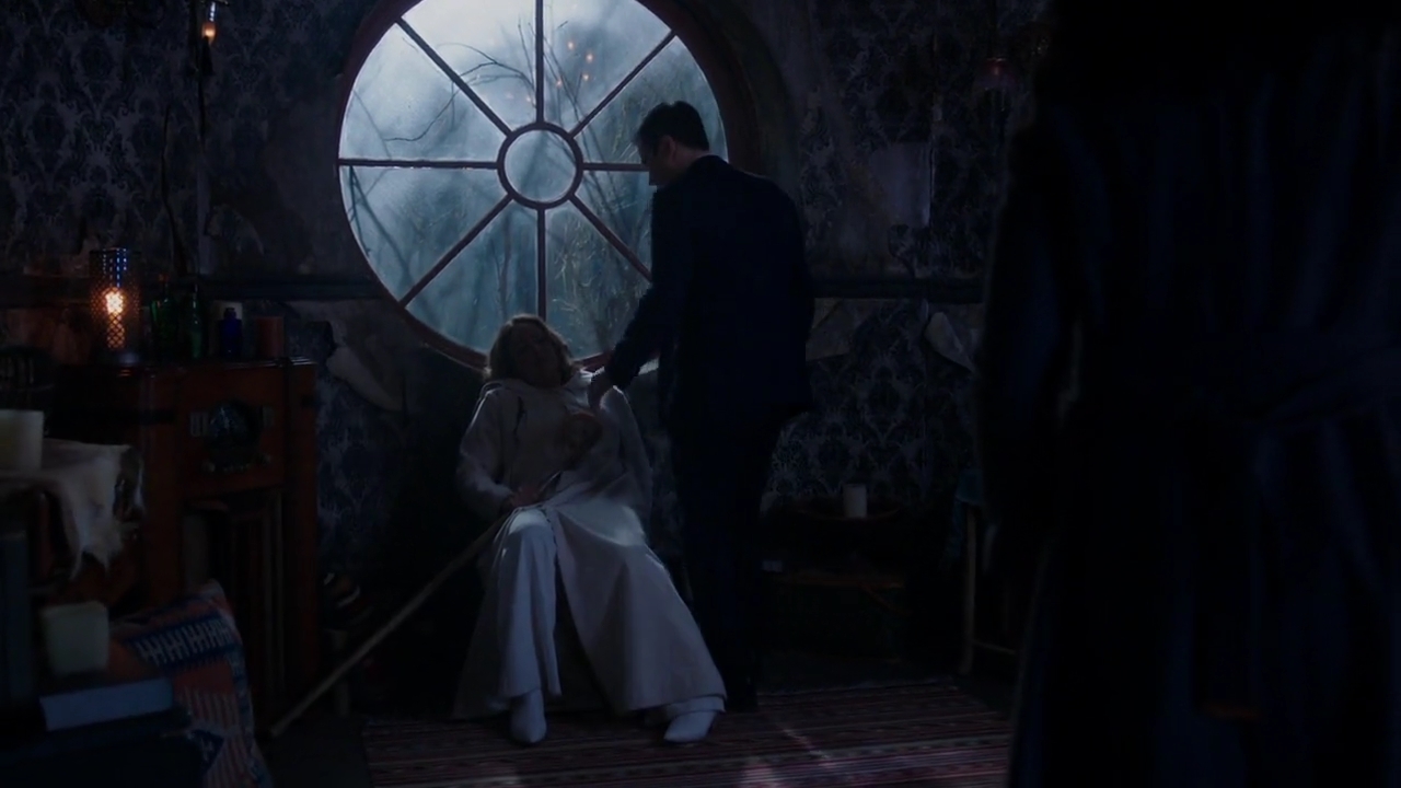 Charmed-Online-dot-nl_Charmed-1x20Ambush01418.jpg