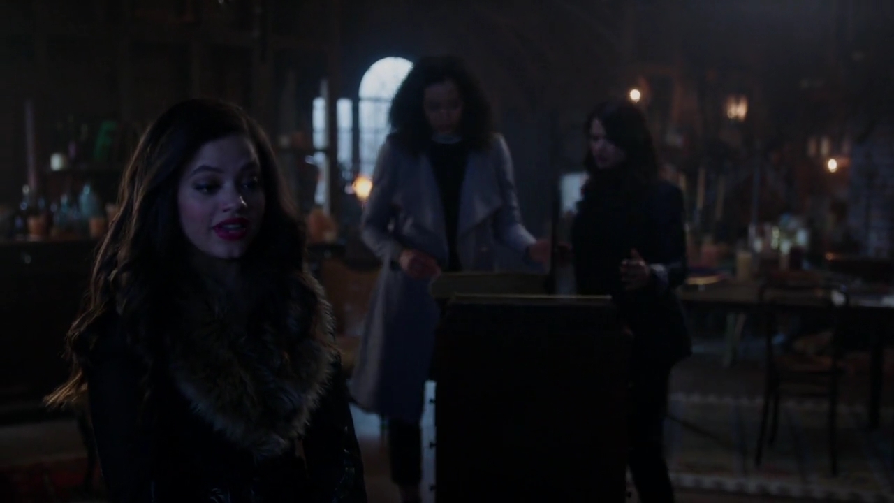 Charmed-Online-dot-nl_Charmed-1x20Ambush01429.jpg Charmed-Online-dot-nl_Charmed-1x20Ambush01429.jpg