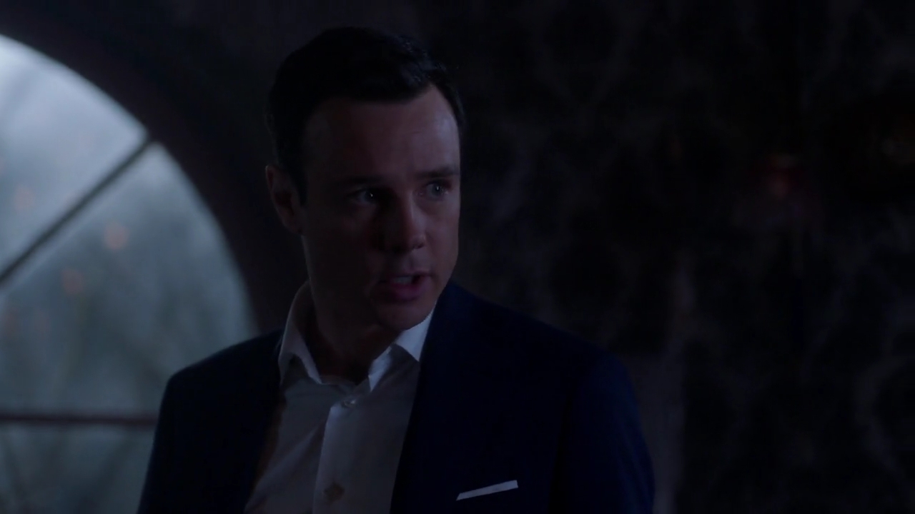 Charmed-Online-dot-nl_Charmed-1x20Ambush01434.jpg