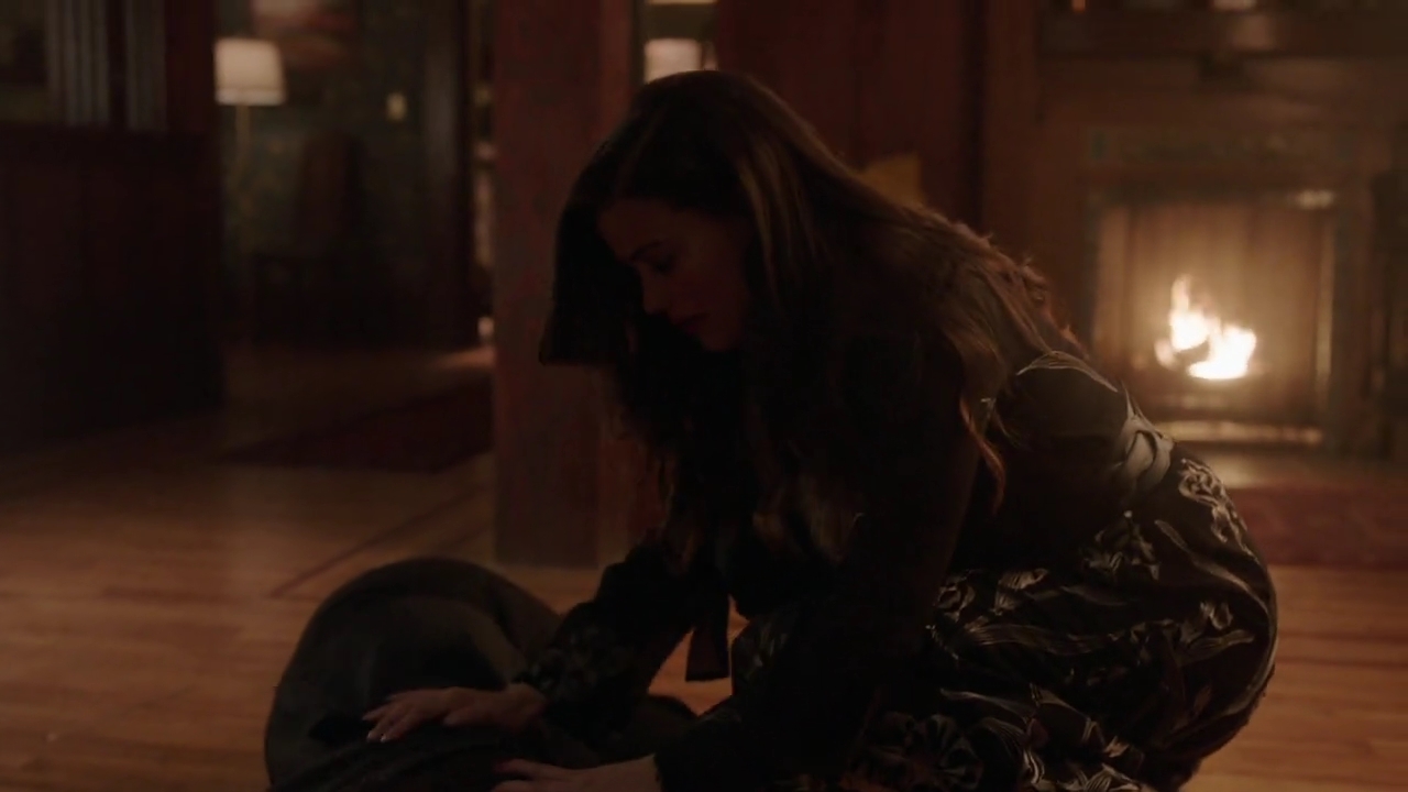 Charmed-Online-dot-nl_Charmed-1x20Ambush01505.jpg
