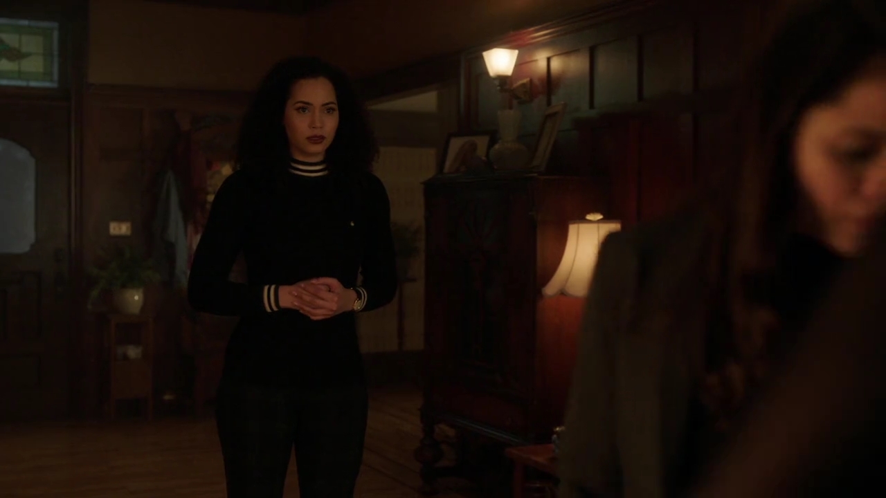 Charmed-Online-dot-nl_Charmed-1x20Ambush01568.jpg