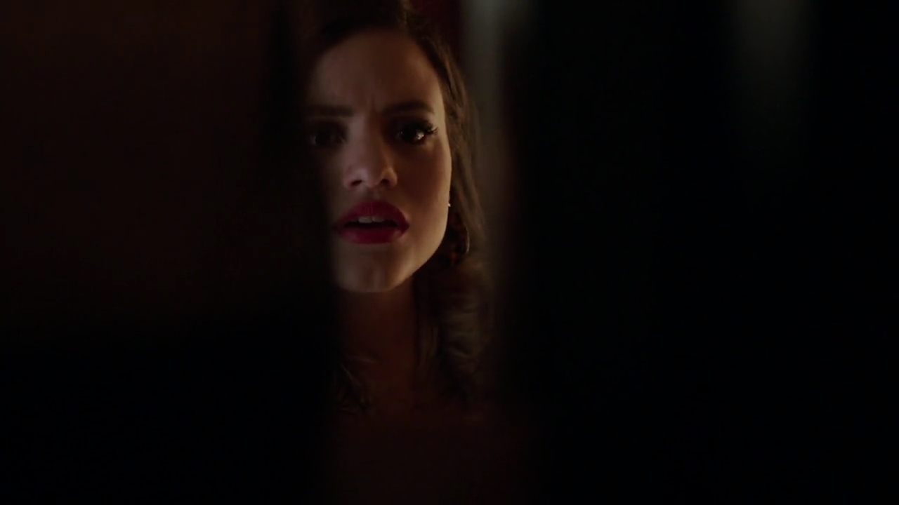 Charmed-Online-dot-nl_Charmed-1x20Ambush01606.jpg