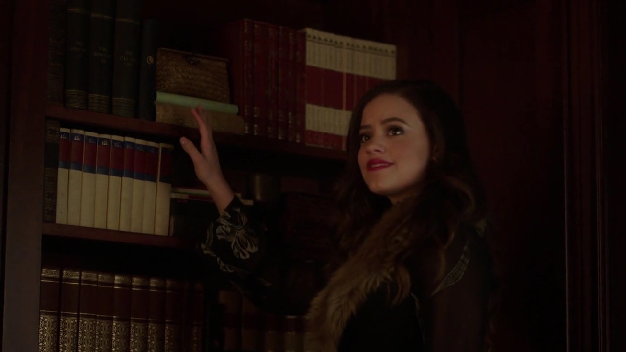 Charmed-Online-dot-nl_Charmed-1x20Ambush01614.jpg