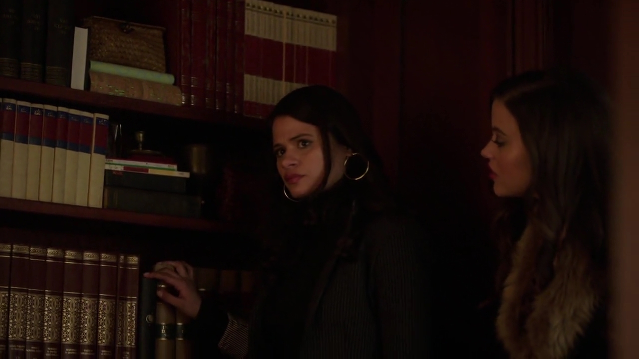 Charmed-Online-dot-nl_Charmed-1x20Ambush01639.jpg