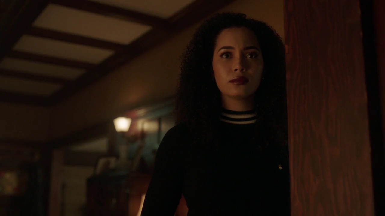 Charmed-Online-dot-nl_Charmed-1x20Ambush01640.jpg