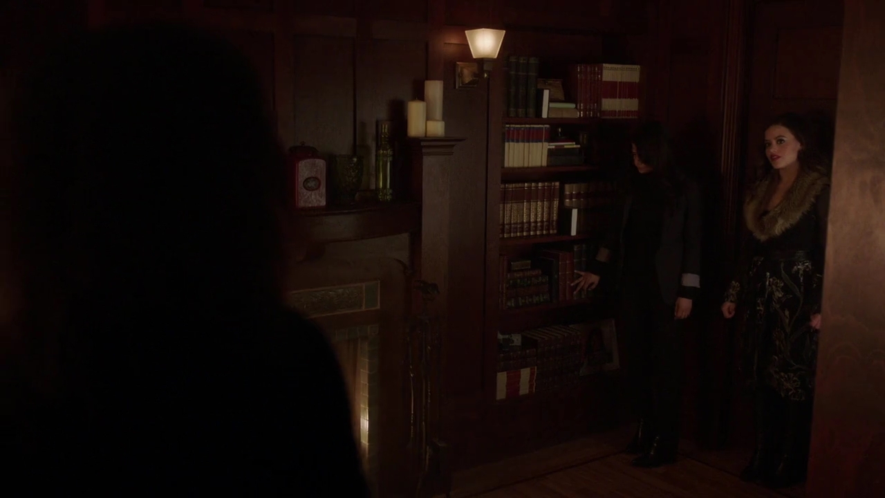 Charmed-Online-dot-nl_Charmed-1x20Ambush01652.jpg