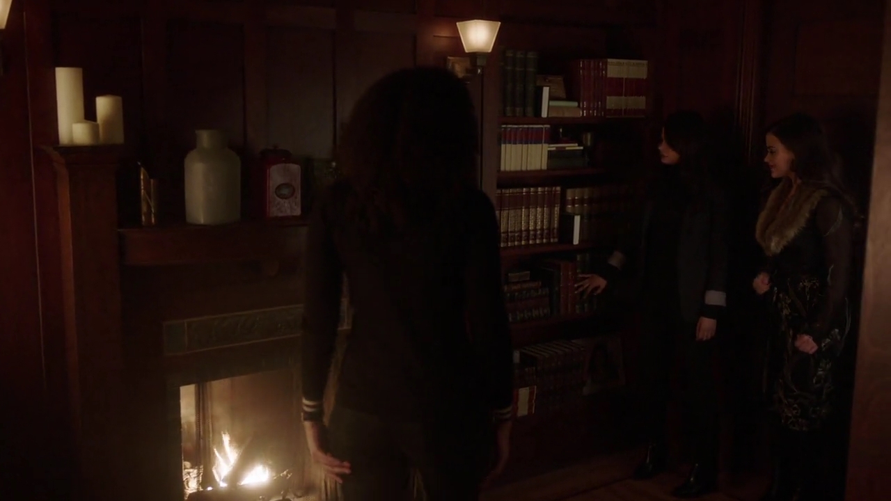Charmed-Online-dot-nl_Charmed-1x20Ambush01656.jpg