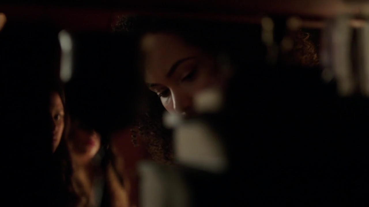 Charmed-Online-dot-nl_Charmed-1x20Ambush01659.jpg
