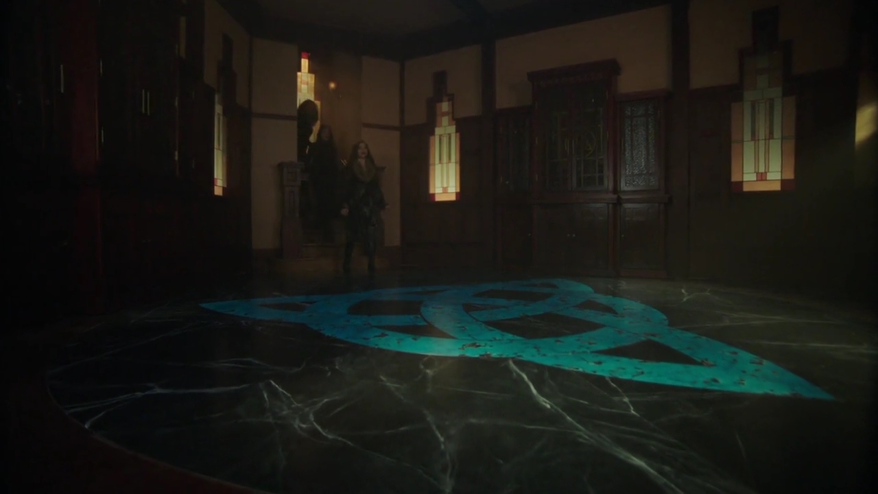 Charmed-Online-dot-nl_Charmed-1x20Ambush01684.jpg