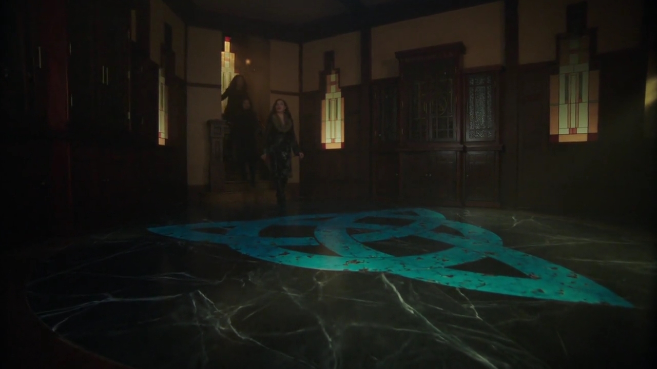Charmed-Online-dot-nl_Charmed-1x20Ambush01685.jpg