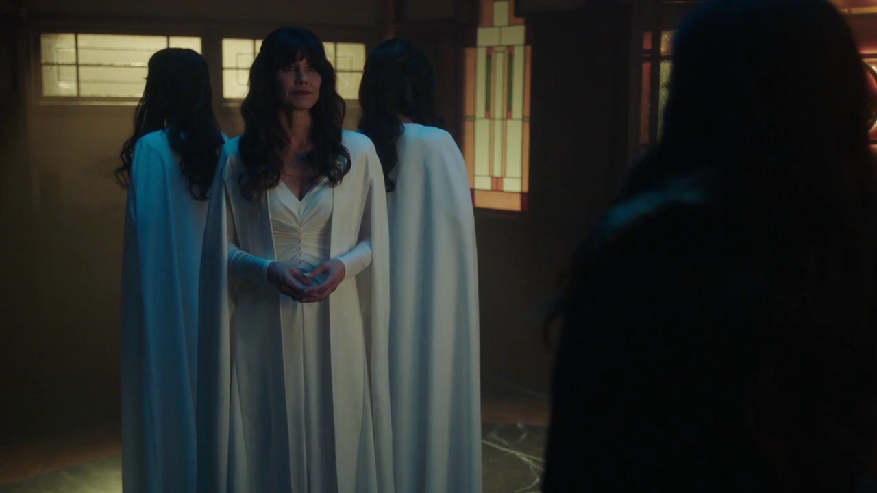 Charmed-Online-dot-nl_Charmed-1x20Ambush01704.jpg