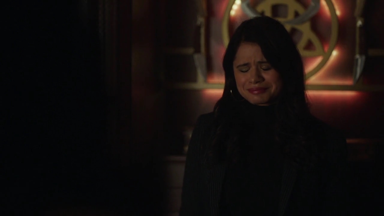 Charmed-Online-dot-nl_Charmed-1x20Ambush01712.jpg