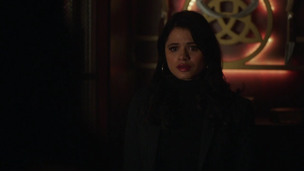 Charmed-Online-dot-nl_Charmed-1x20Ambush01736.jpg