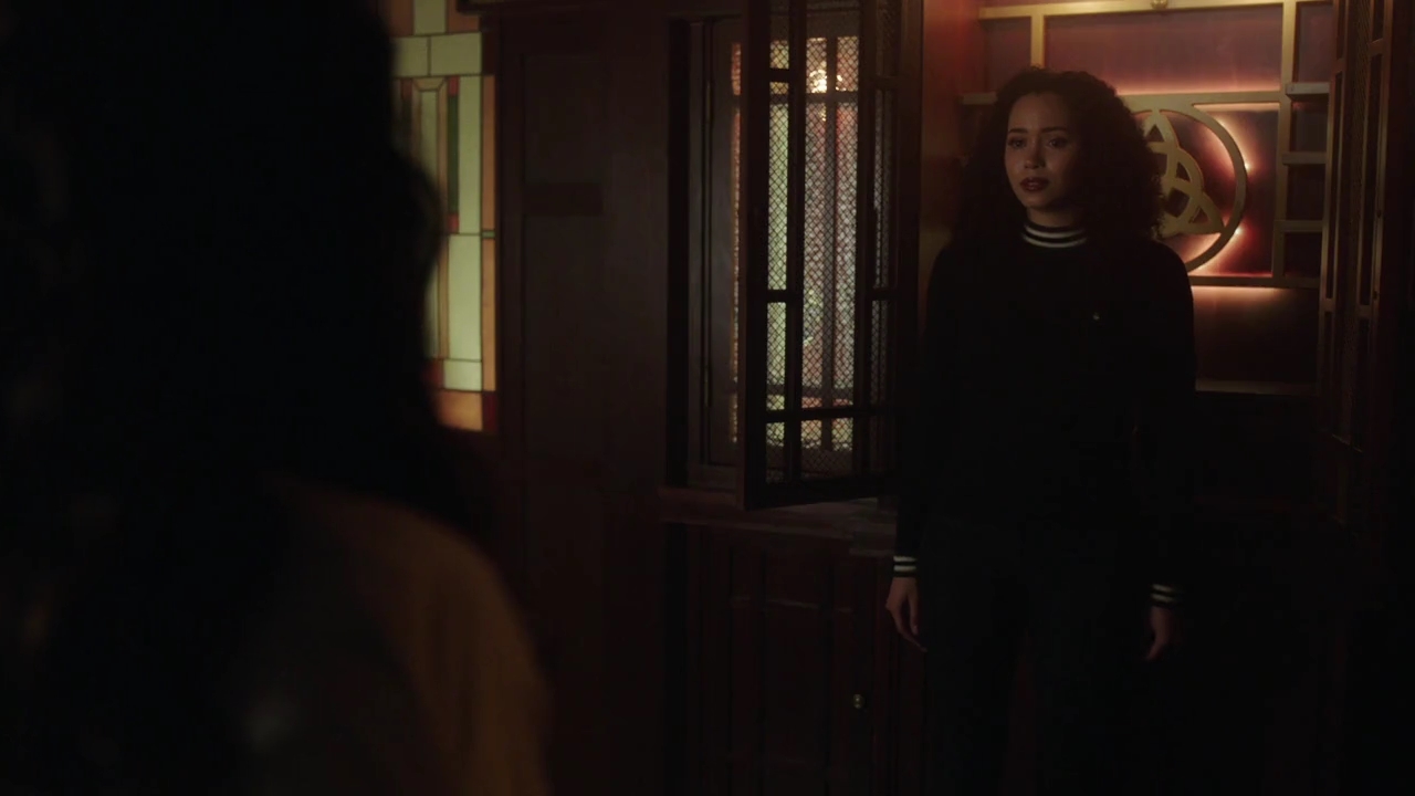 Charmed-Online-dot-nl_Charmed-1x20Ambush01752.jpg