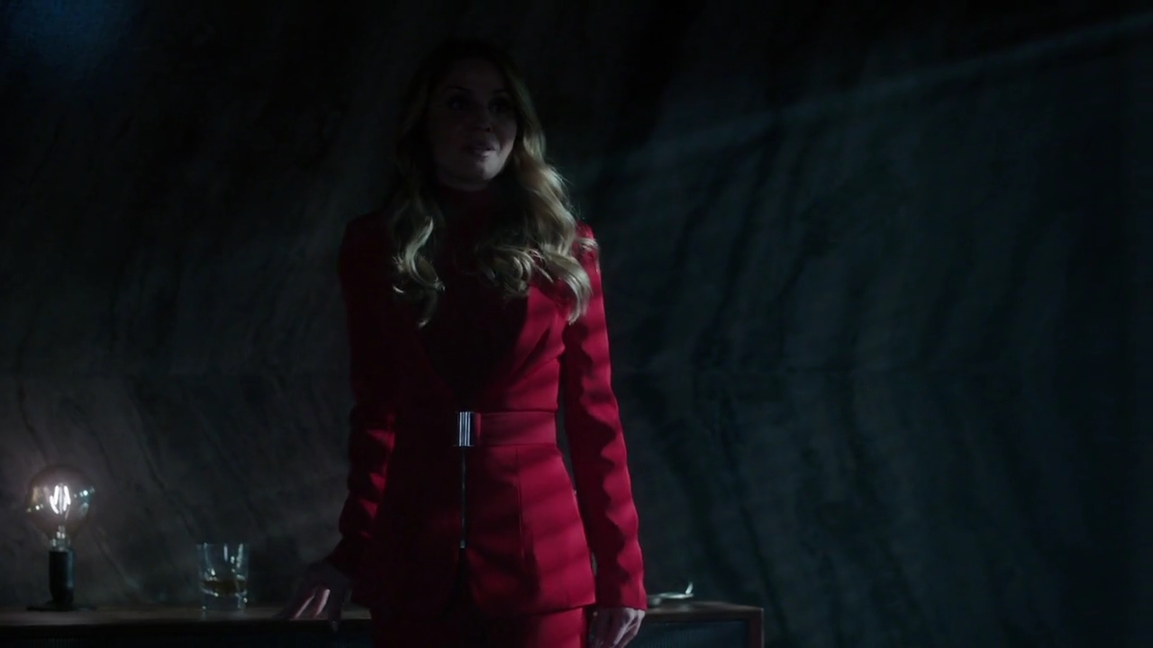 Charmed-Online-dot-nl_Charmed-1x20Ambush02118.jpg